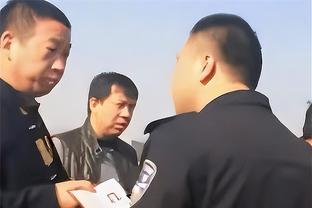 德天空：拜仁几周前会见了朗尼克，他目前专注于奥地利国家队